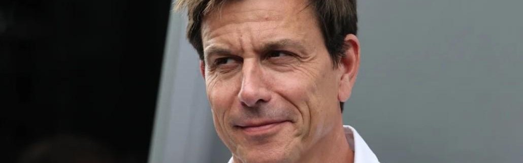 世界杯高清赛事直播地址-名记：红牛因无法复刻梅奔引擎选择泄密，将和其他车队站在一块