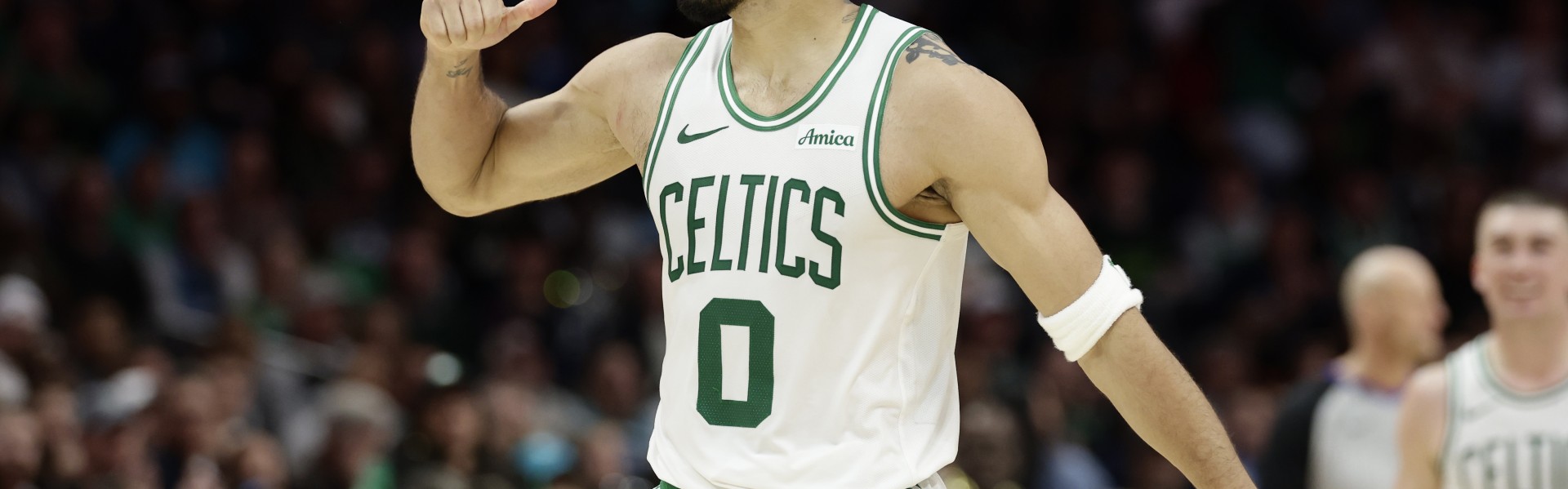 世界杯比赛在线观看平台-渐入佳境！塔图姆出战39分钟 15中8&amp;三分7中3贡献23分5板4助1断